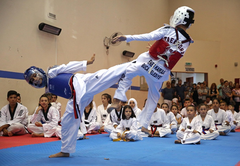 BUCA'NIN MİLLİ FORMALI GURURLARI