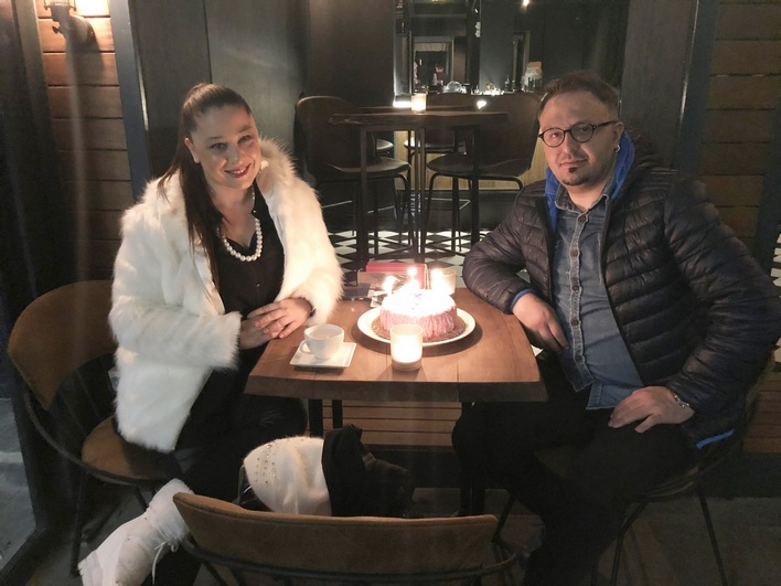 AŞKLA DOĞUM GÜNÜ