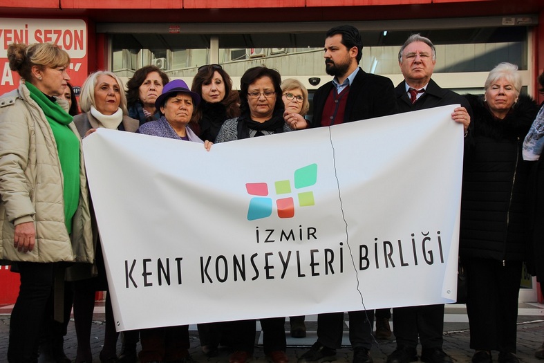 İzmir Kent Konseylerinden